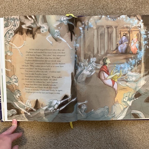 Illustrated book - Picture 4 of 4